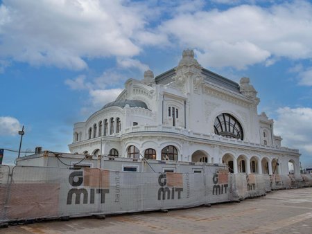 Cladirea simbol a <span style='background:#EDF514'>LITORAL</span>ului, Cazinoul din Constanta, va fi redata iar publicului. Dupa cinci ani, receptia lucrarilor va avea loc pe 20 martie