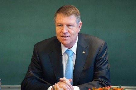 Au fost desecretizate costurile pentru zborurile presedintelui Klaus Iohannis