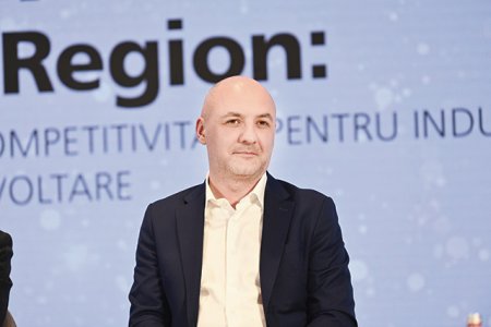 George Agafitei, PPC Romania: Primul lucru pe care il intreaba un investitor dinco<span style='background:#EDF514'>LO D</span>e predictibilitate este cum stam cu infrastructura energetica. Facem autostrazi si nimeni nu pune problema banilor. La fel trebuie sa stea lucrurile si in energie