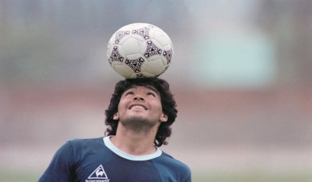 Diego Maradona era pe cale sa explodeze, potrivit politistilor care i-au confirmat <span style='background:#EDF514'>DECESUL</span>