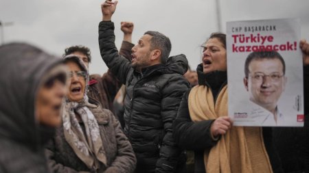 Haos in Istanbul, dupa arestarea primarului. Protestele au fost interzise, metroul e oprit, retelele sociale sunt blocate