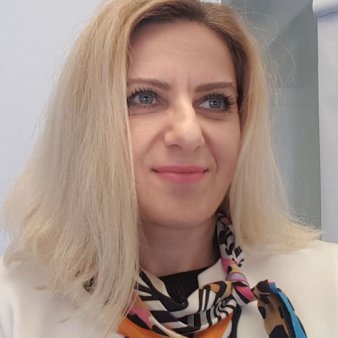 Amundi Romania isi schimba directorul general: in locul lui Florian Dolea este numita Mirela Stanca, care a fost manager de dezvoltare si care a lucrat si la <span style='background:#EDF514'>SEEDBLINK</span>