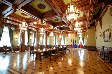 Porti Deschise la Palatul Cotroceni de vineri. Noi conditii de vizitare la <span style='background:#EDF514'>MUZEU</span>l National Cotroceni