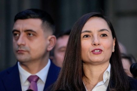 Anamaria Gavrila si-a retras candidatura pentru alegerile prezidentiale. George Simion ramane „singurul mostenitor” a lui Calin Georgescu