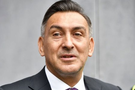 Ilie Dumitrescu a vazut noul echipament al nationalei si n-a avut dubii: 