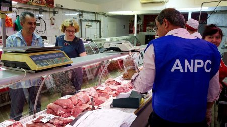 ANPC: Amenzi de 250.000 lei pentru firmele de alimentatie dintr-un centru comercial din Capitala