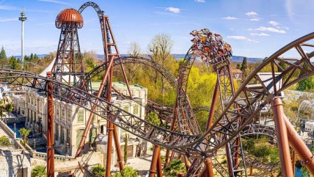 Cat costa sa te dai in cea mai tare atractie de la Europa Park, Germania: Voltron, cel mai lung roller coaster cu lansare multipla