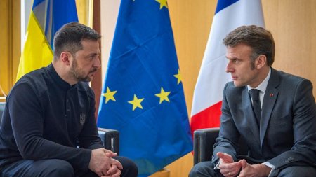 Emmanuel Macron l-a sunat pe Volodimir Zelenski in timpul unui interviu. Reactia presedintelui ucrainean