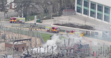 Acuzatii de <span style='background:#EDF514'>SABO</span>taj rusesc dupa incendiul de pe Heathrow. Reactia lui Medvedev