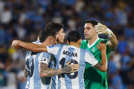 <span style='background:#EDF514'>ARGE</span>ntina castiga si fara Messi » Trupa lui Scaloni a invins Uruguay si este ca si calificata la Cupa Mondiala din 2026