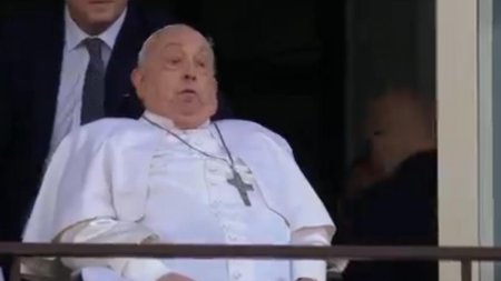 Va multumesc tuturor, primele cuvinte ale Papei Francisc cand a parasit Spitalul