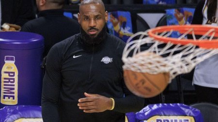 Chicago Bulls, victorie de proportii: Revenirea lui LeBron James dupa accidentare nu i-a salvat pe Los <span style='background:#EDF514'>ANGEL</span>es Lakers