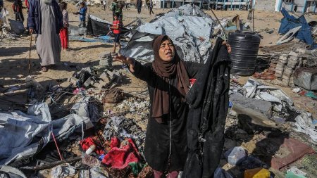 Malnutritia se raspandeste in Gaza. Medic: <span style='background:#EDF514'>TOATA</span> lumea a slabit. Pot vedea ca inciziile mele chirurgicale nu se vindeca bine