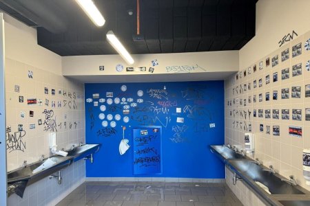 Ultrasii lui FC Magdeburg au vandalizat un stadion nou-nout in Polonia: Au fost mai aproape de porcii din hale decat de oameni