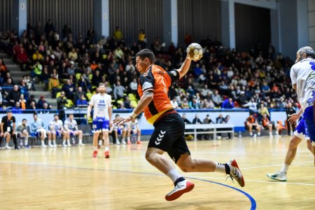 CS Minaur Baia Mare a facut egal in turul sferturilor EHF European Cup » Duelul a avut o desfasurare nebuna