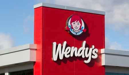 Wendy's, celebrul lant de fast-food american, ajunge in Romania. Cand se vor deschide primele restaurante