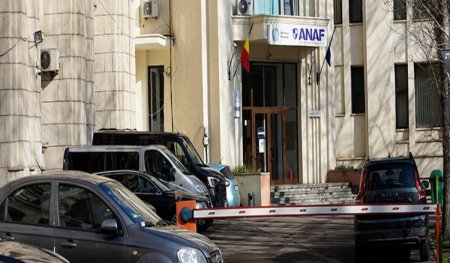 ANAF schimba regulile pentru romanii care au case si <span style='background:#EDF514'>MASINI DE LUX</span>. Cum vor fi impozitati daca nu-si declara bunurile