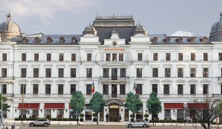 H<span style='background:#EDF514'>OTEL</span> Corinthia, cel mai nou si mai scump h<span style='background:#EDF514'>OTEL</span> de lux din Bucuresti, si-a deschis oficial portile. Cat costa o noapte de cazare