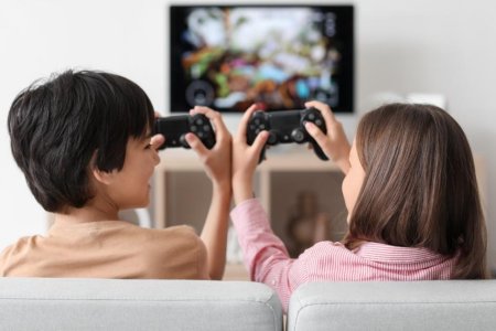 Studiu: De ce tot mai multi parinti nu mai vad jocurile video ca pe ceva negativ